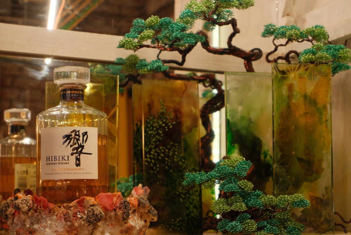 imagen posada de botella hibiki